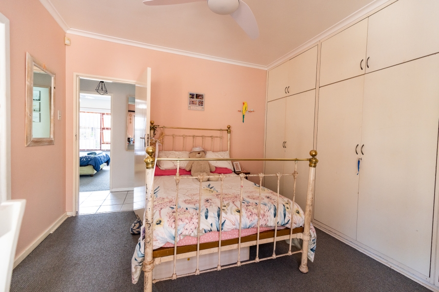 4 Bedroom Property for Sale in Summerstrand Eastern Cape
